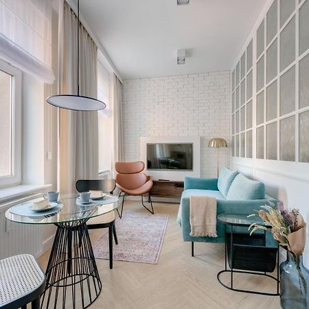 Studio In Main District In Gdansk Wrzeszcz Appartement Buitenkant foto