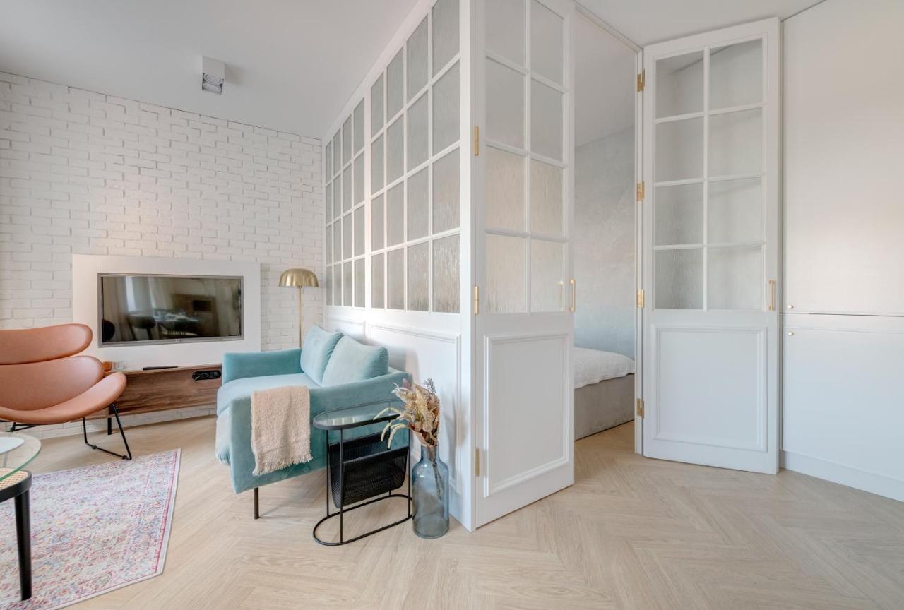 Studio In Main District In Gdansk Wrzeszcz Appartement Buitenkant foto