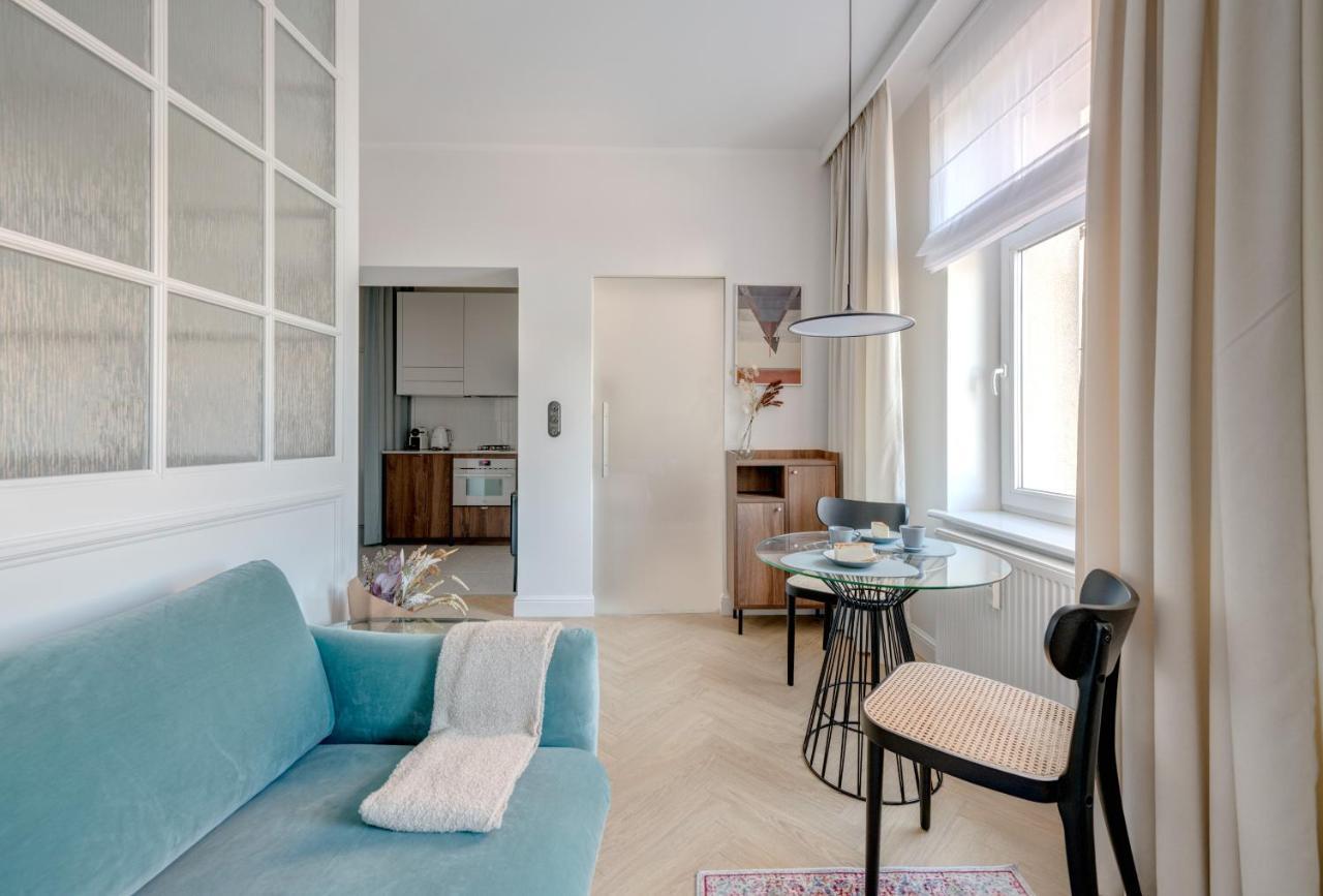 Studio In Main District In Gdansk Wrzeszcz Appartement Buitenkant foto
